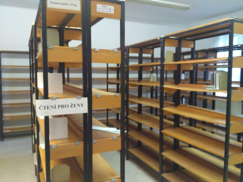 Jihočeská vědecká knihovna v Českých Budějovicích - pobočka Rožnov